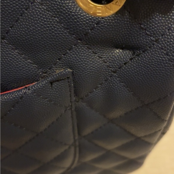 Gorgeous Navy Blue Pebble Bag - Picture 5 of 6